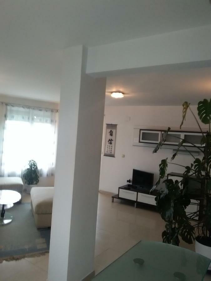 2 Rooms Apartment Plovdiv Kichuk Paris Esterno foto